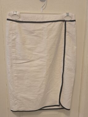 Ann Taylor White Pencil Skirt with Black Trim